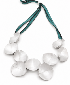 Collar en Plata. Colección Amapolas