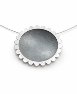 Colgante en Plata Oxidada. Colección Girasol