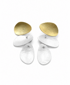 Earrings in matte gold and silver. Musclus Collection