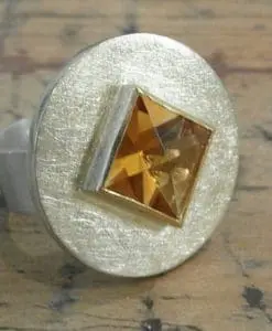 Ring in Gold, Silver and Citrin Stone.