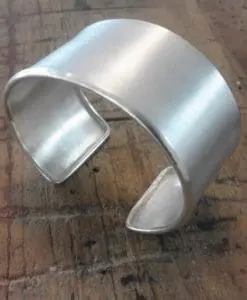 Brazalete en Plata. Colección Otoño
