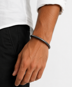 Trazo Bracelet in Oxidized Silver.